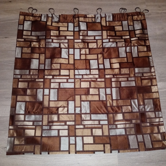 72x75-Shower Curtains - Picture 3 of 4